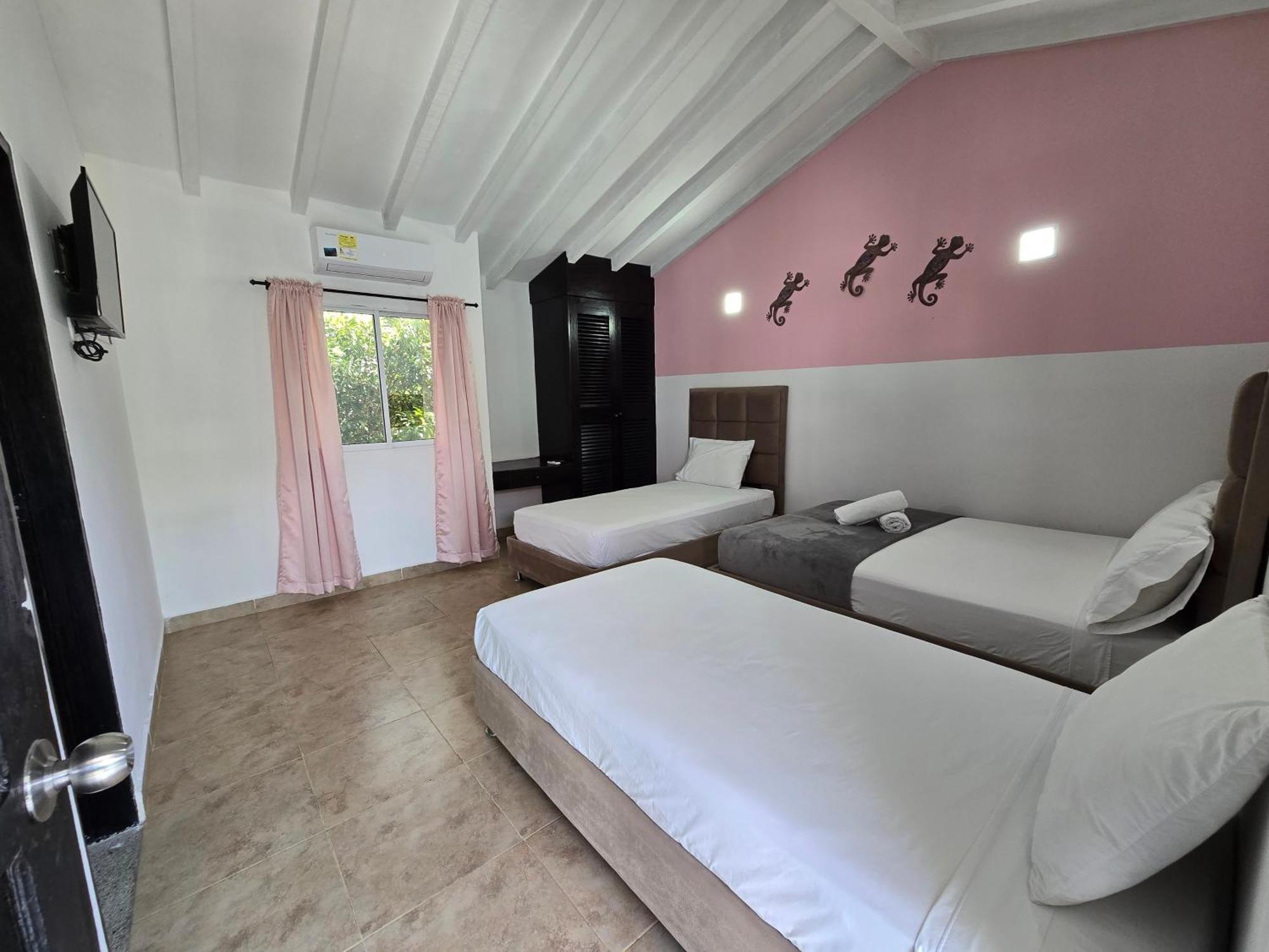 Hotel Los Veleros Santa Marta Exterior photo